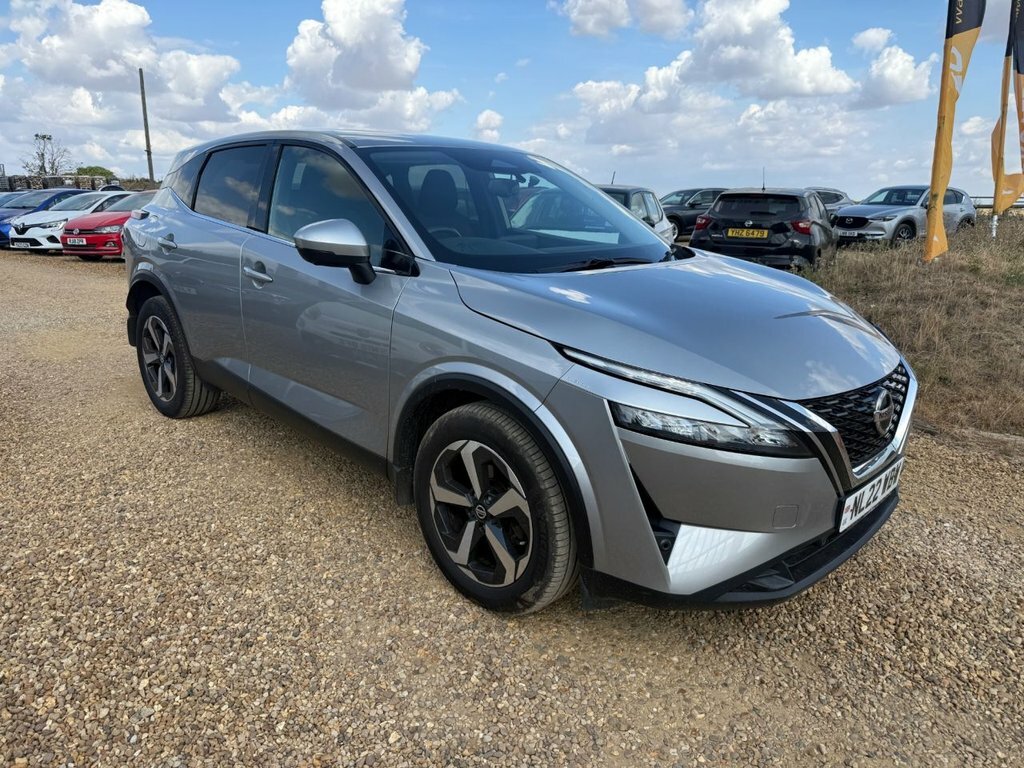 Nissan Qashqai 1.3L N-connecta S888CYP Silver