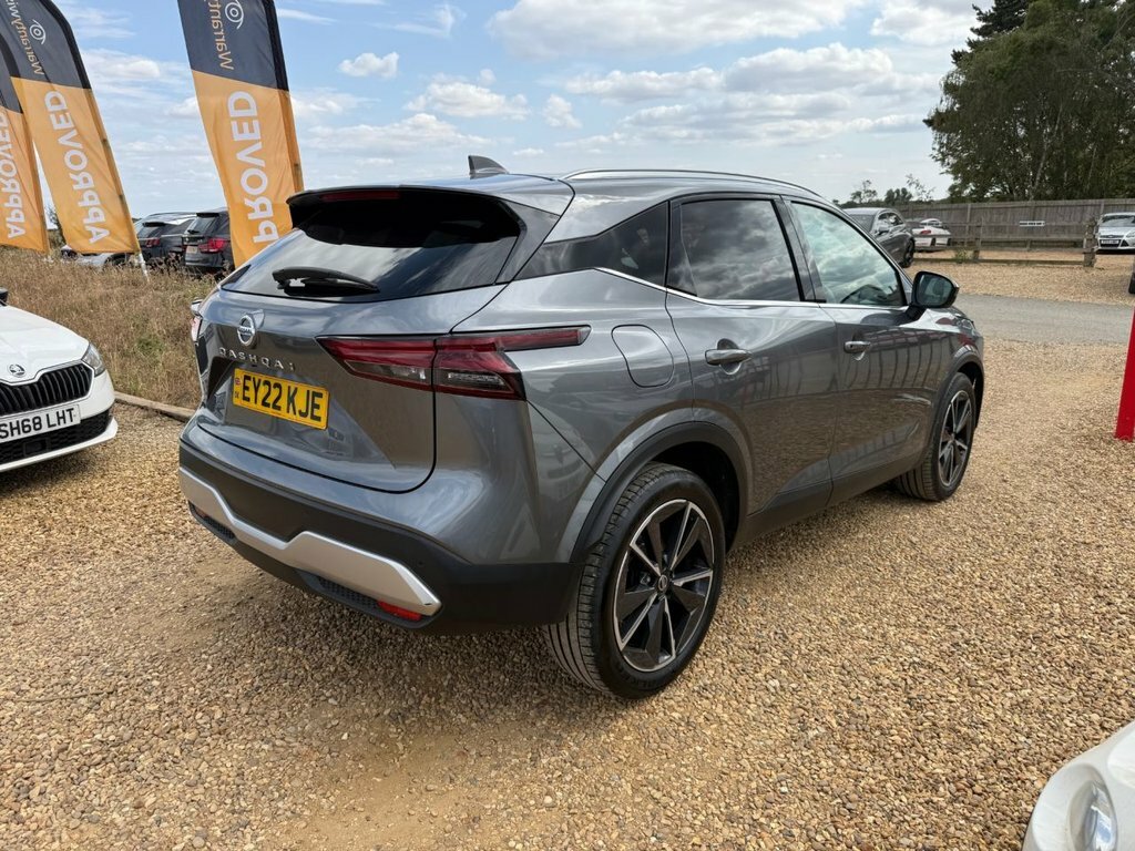 Nissan Qashqai Hatchback  #3
