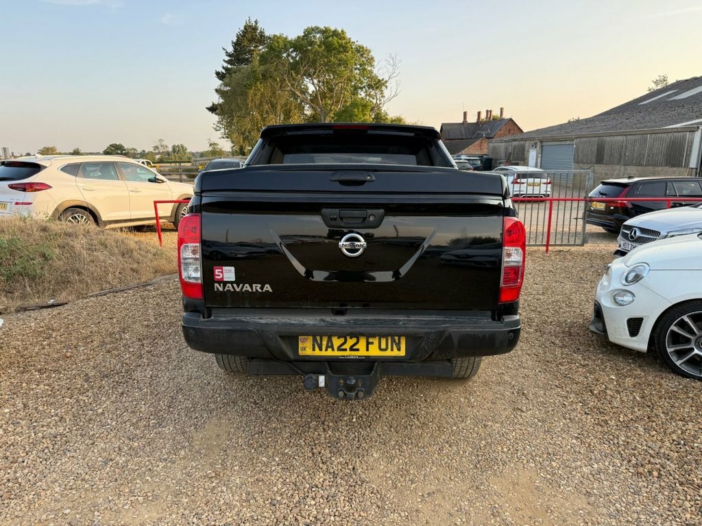 Nissan Navara 2.3L N-guard Black #5