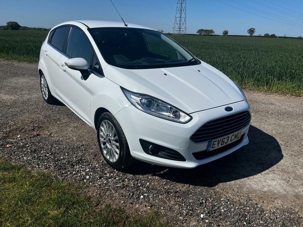 Ford Fiesta 1.0T Ecoboost Titanium Euro 5 Ss White #5