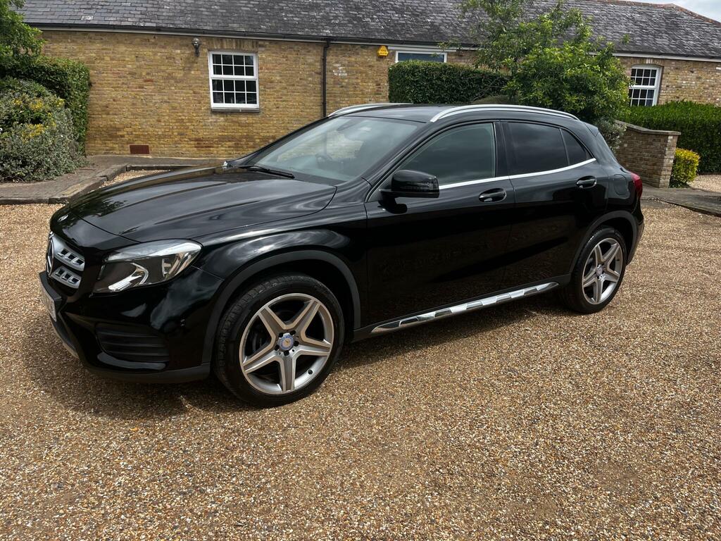 Mercedes-Benz GLA Class 1.6 Gla200 Amg Line Executive 7G-dct Euro 6 Ss Black