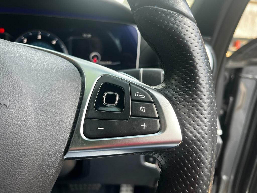 Mercedes-Benz E Class E 220 D Se Silver #53