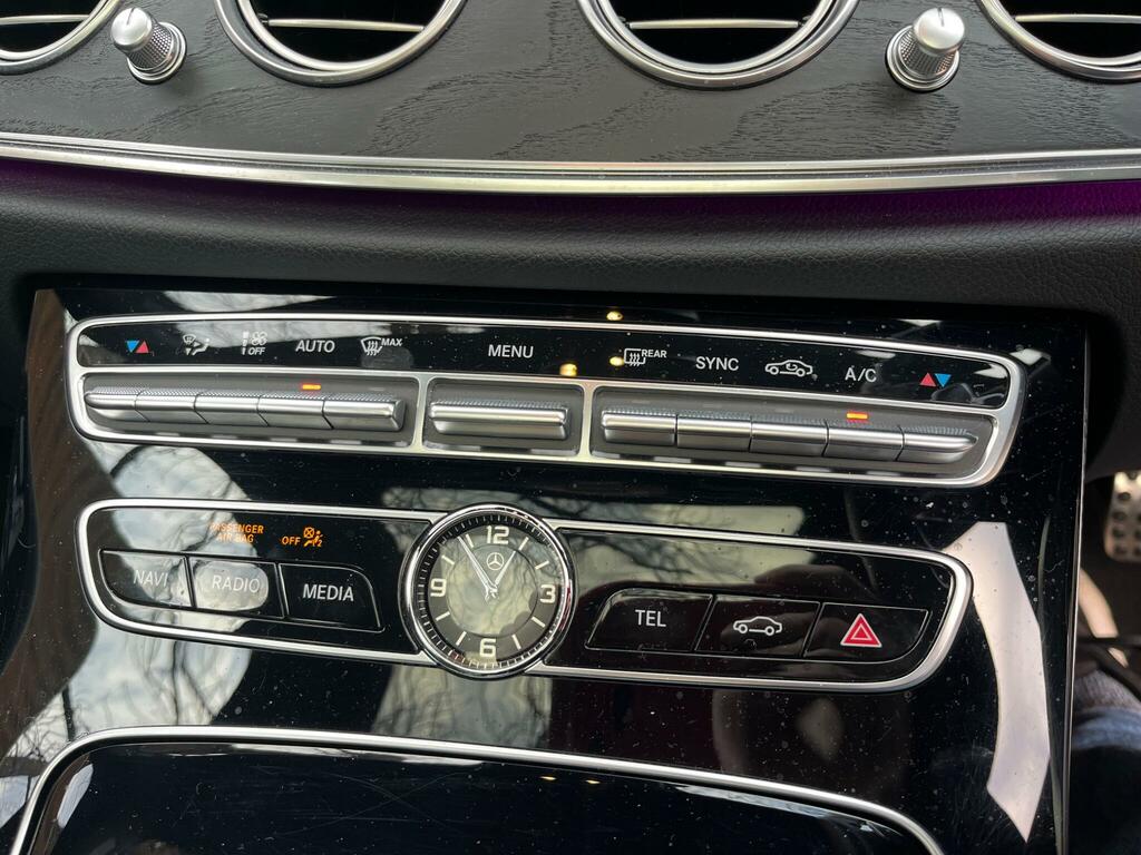 Mercedes-Benz E Class E 220 D Se Silver #37
