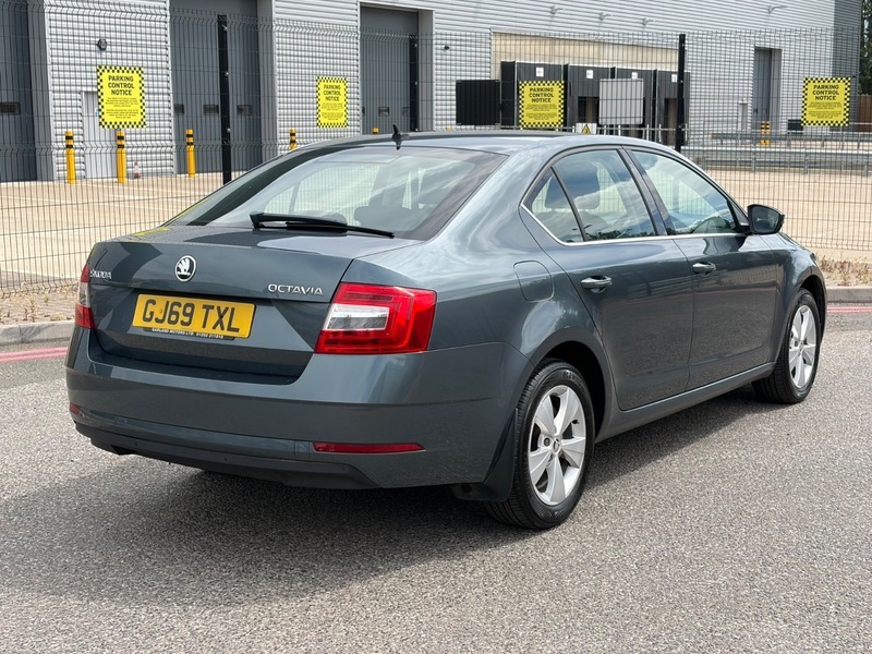 Skoda Octavia 1.0 Tsi Gpf Se Grey #4