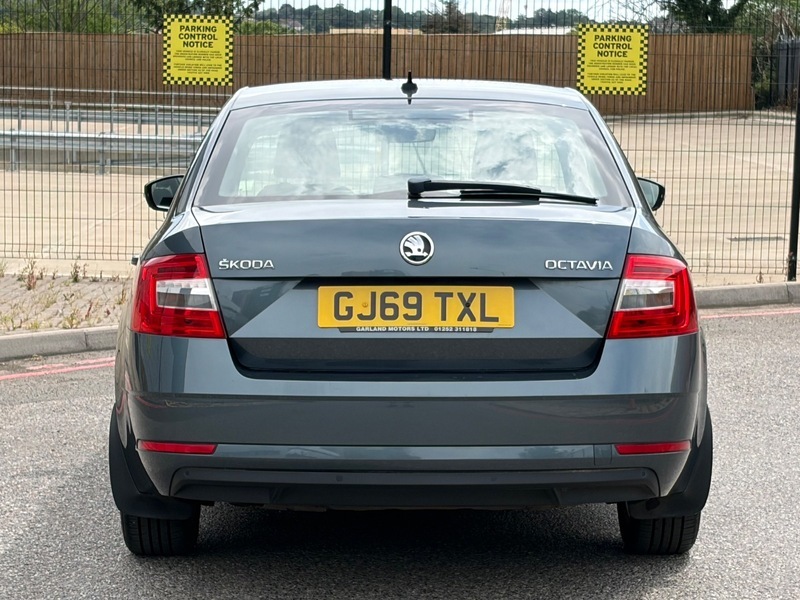 Skoda Octavia 1.0 Tsi Gpf Se Grey #6