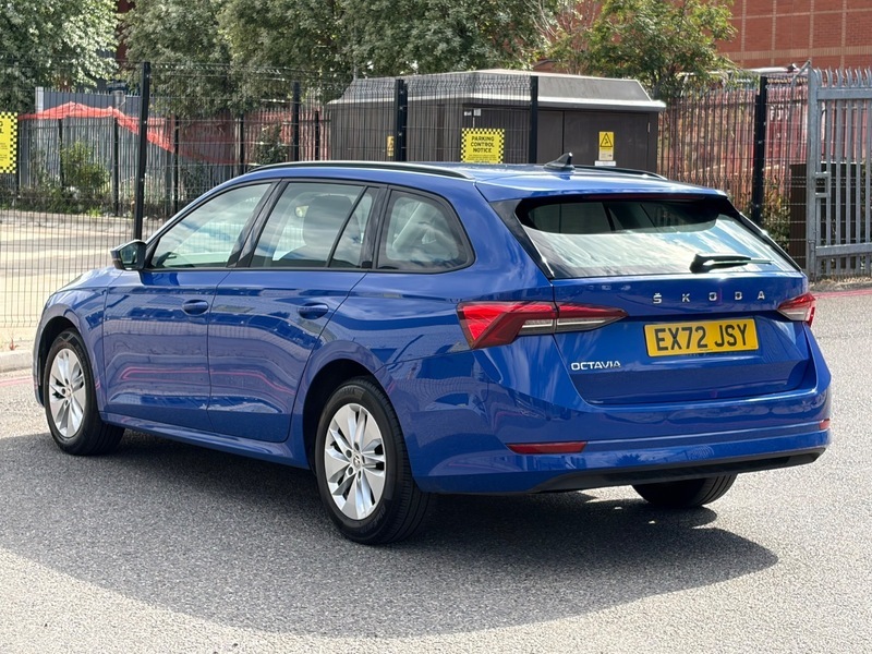 Skoda Octavia 1.0 Tsi Se Estate EX72JSY Blue #2
