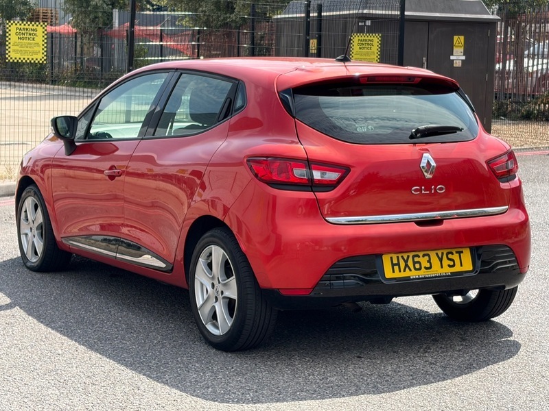 Renault Clio 1.2 16V Dynamique Medianav Red #2