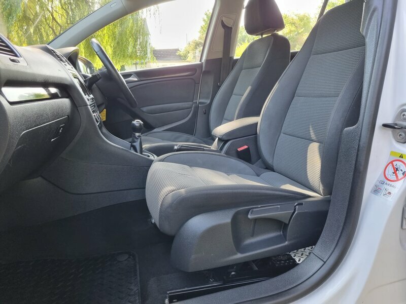Volkswagen Golf 2012 1.6 Tdi Se Estate Euro 5 1 Black #3