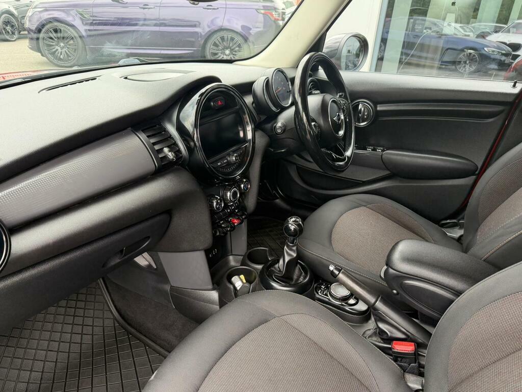 Mini Hatch 1.5 Cooper D Euro 6 S S DN67FWS Red #6