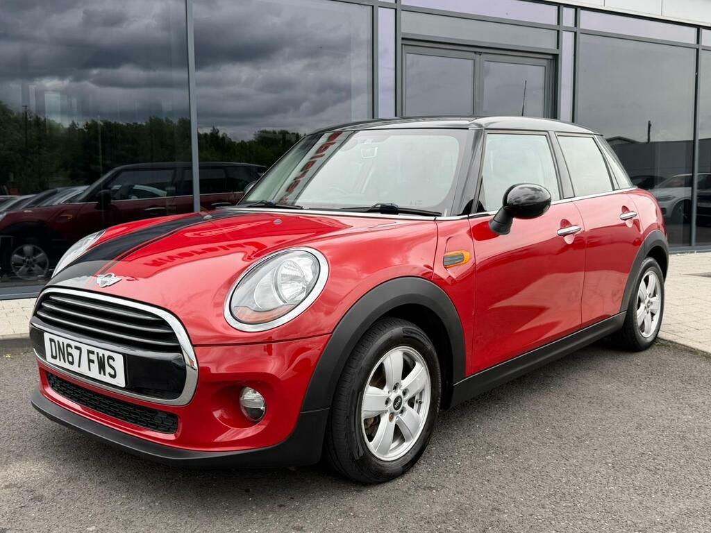 Mini Hatch 1.5 Cooper D Euro 6 S S Red