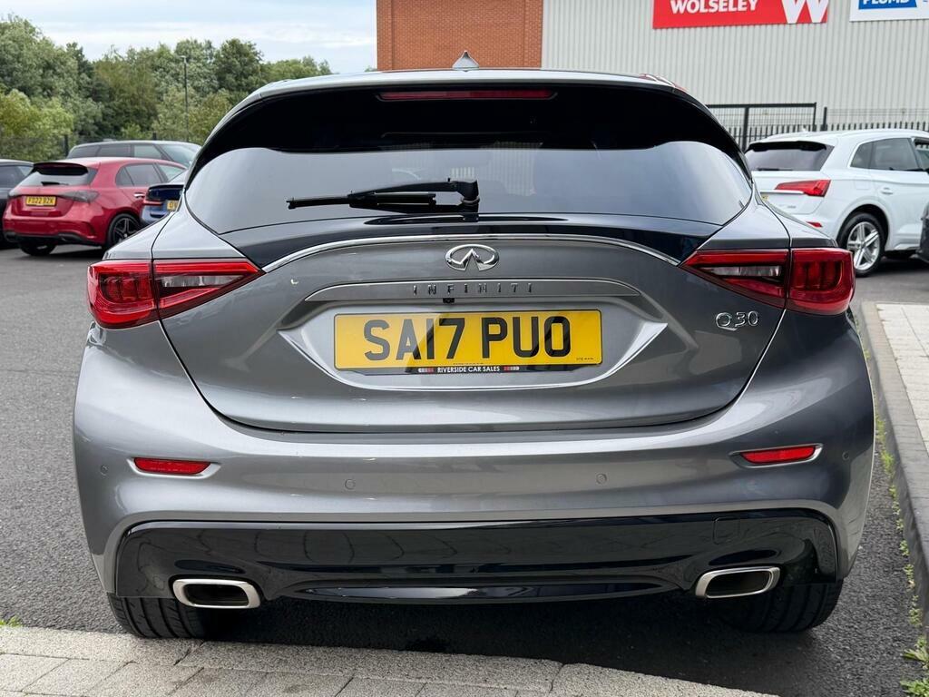 Infiniti Q30 1.5D City Black Edition Euro 6 S S Grey #3