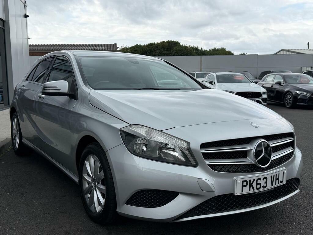Mercedes-Benz A Class 1.6 A200 Blueefficiency Amg Sport 7G-dct Euro 6 S White #5