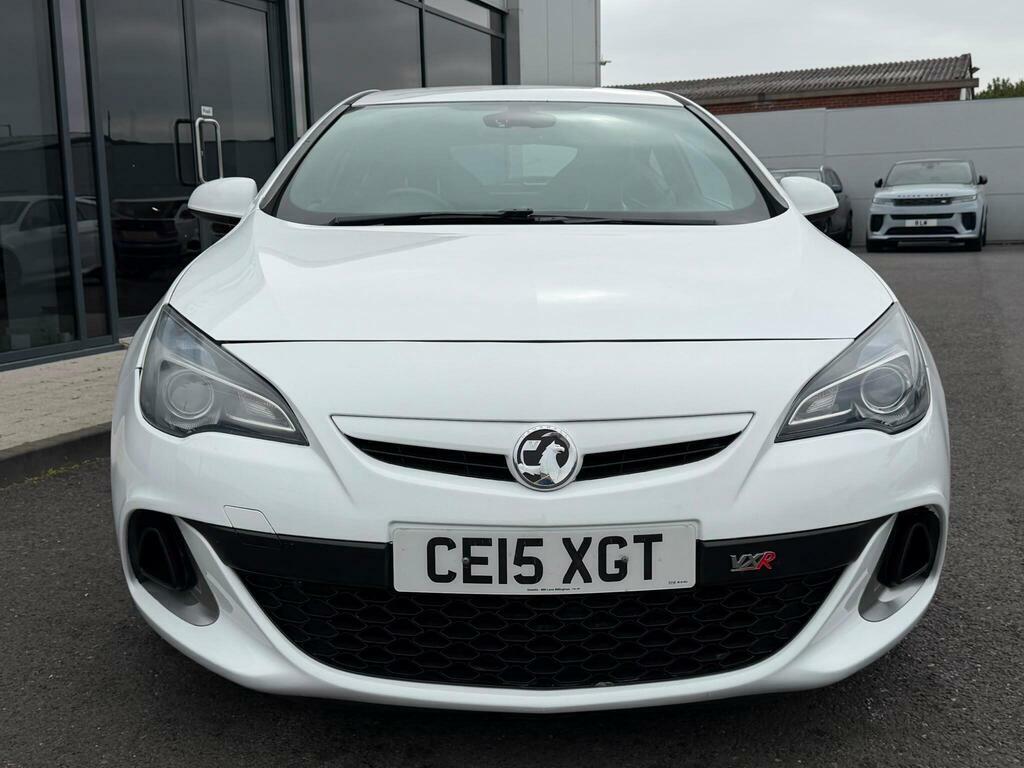 Vauxhall Astra GTC 2.0T Vxr Euro 5 S S White #2