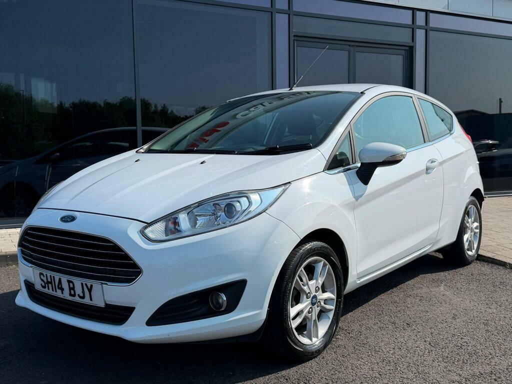 Ford Fiesta 1.25 Zetec Euro 5 White