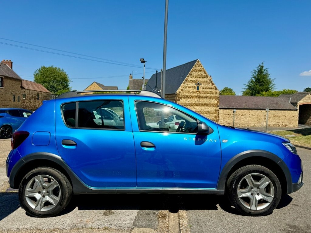 Dacia Sandero Stepway 0.9L Comfort Blue #4