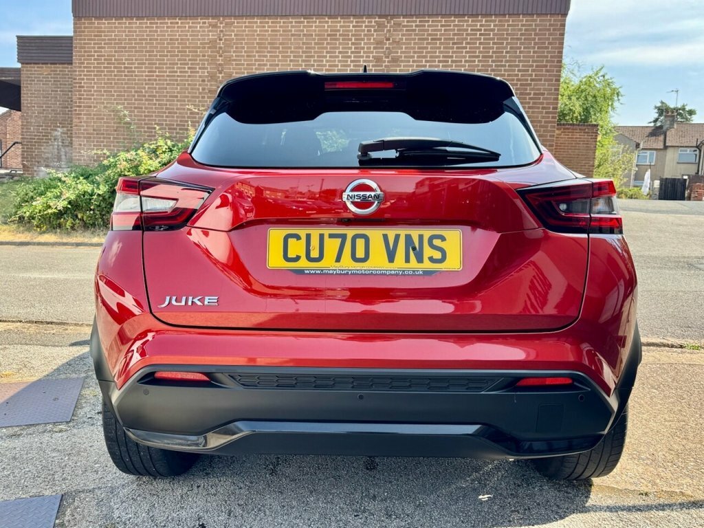 Nissan Juke 1L Tekna CU70VNS Red #6