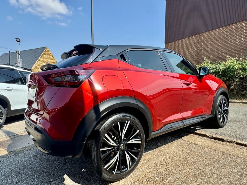 Nissan Juke 1L Tekna CU70VNS Red #5