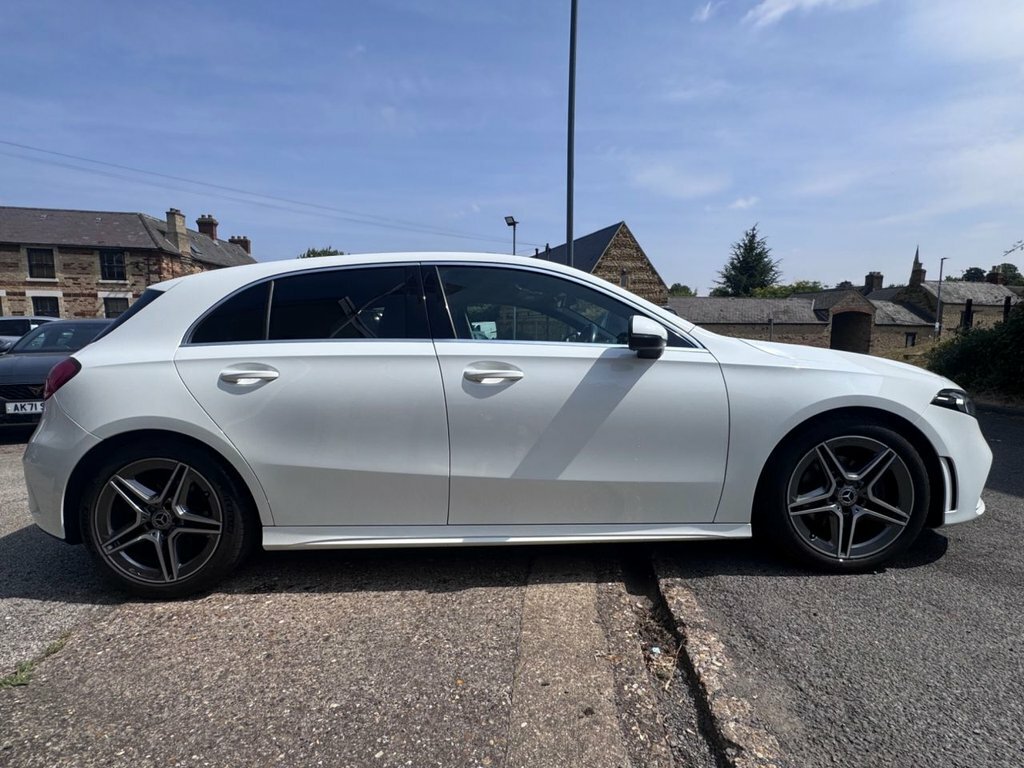 Mercedes-Benz A Class 1.3L Amg Line NL69DVF White #4