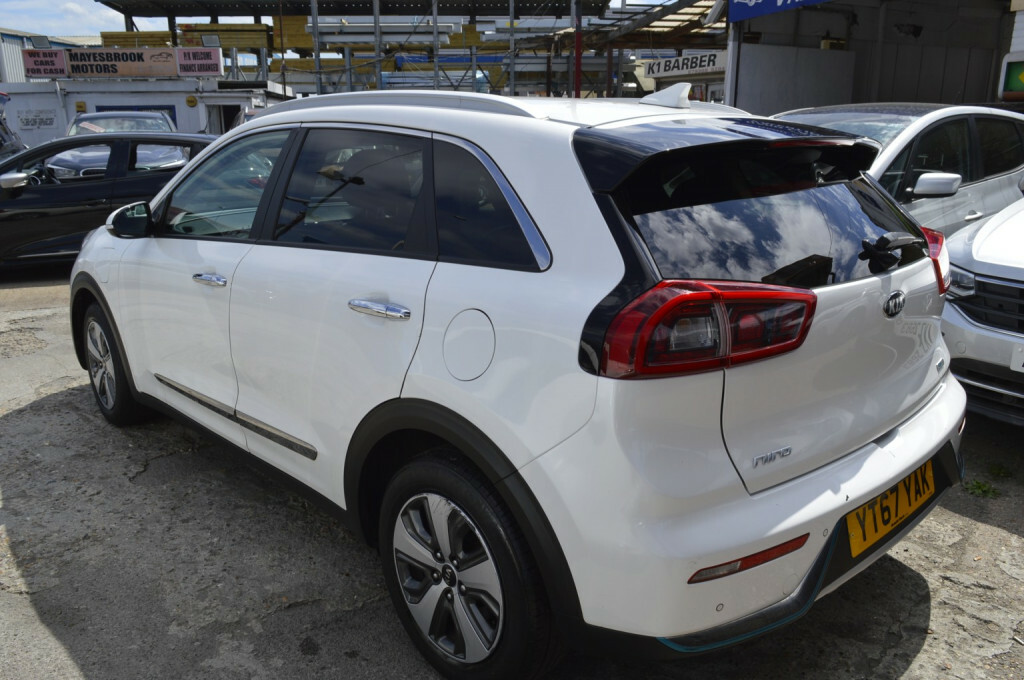 Kia e-Niro 1.6 Gdi 3 White #31