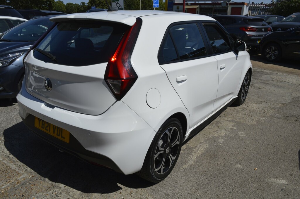 MG MG3 Hatchback 1.5 Vti-tech Exclusive Nav 2021 YB21VDL White #2