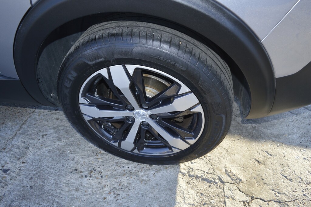 Peugeot 5008 1.5 Bluehdi Allure Eat8 Green #26