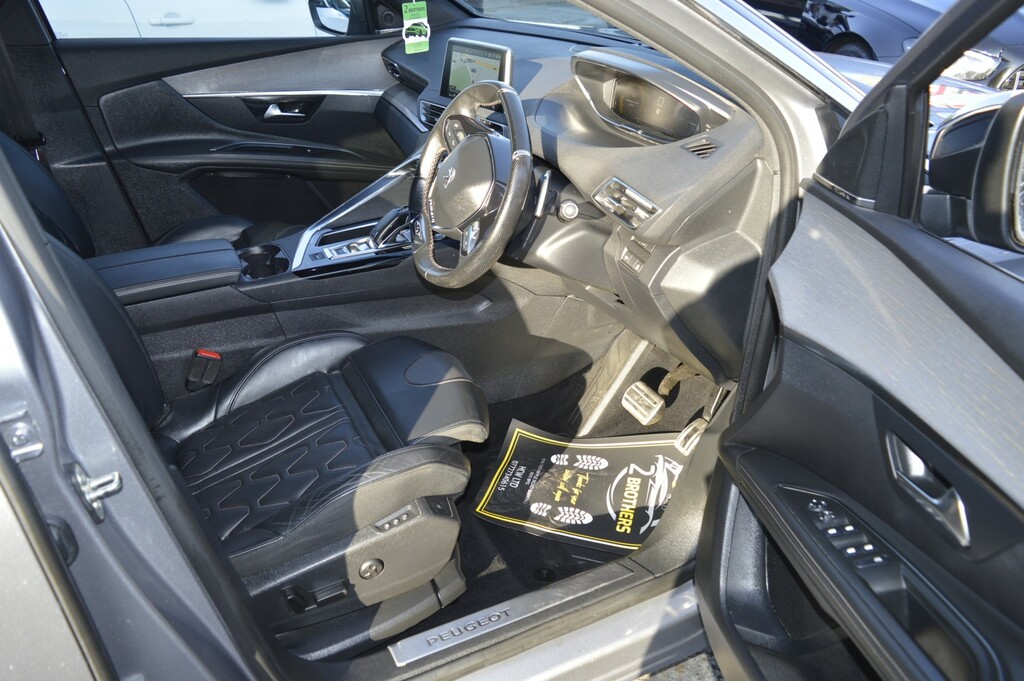 Peugeot 5008 1.5 Bluehdi Allure Eat8 Green #16