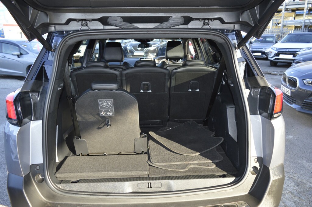 Peugeot 5008 1.5 Bluehdi Allure Eat8 Green #9