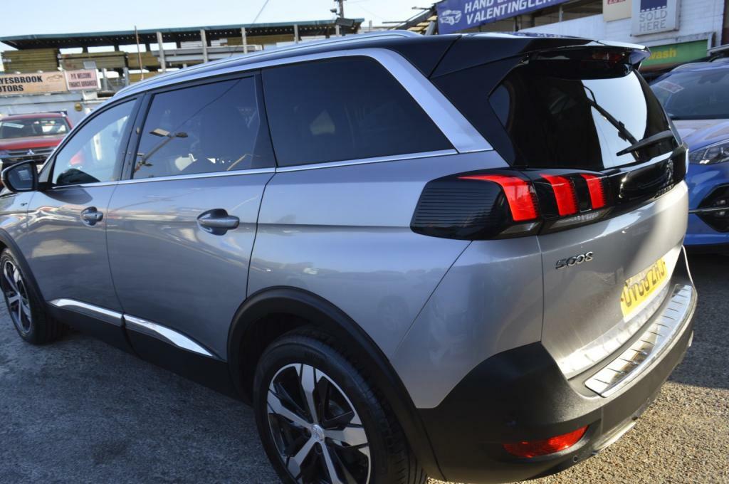 Peugeot 5008 1.5 Bluehdi Allure Eat8 Green #31