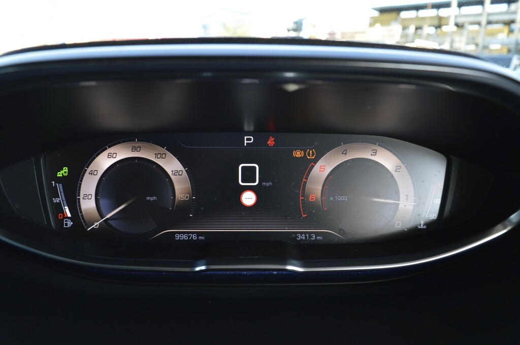 Peugeot 5008 1.5 Bluehdi Allure Eat8 Green #17