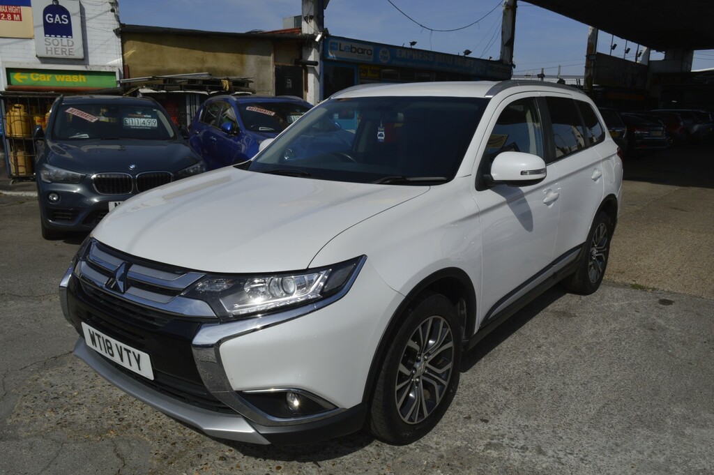 Mitsubishi Outlander 2.2 Di-d 3 White #3
