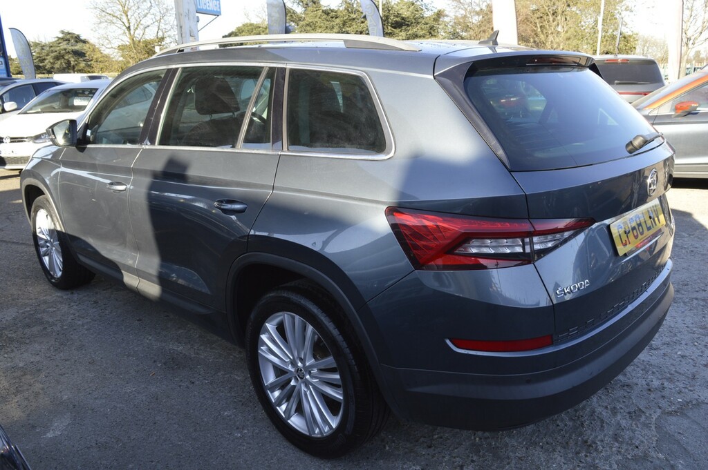 Skoda Kodiaq 1.5 Tsi Act Se L Grey #4