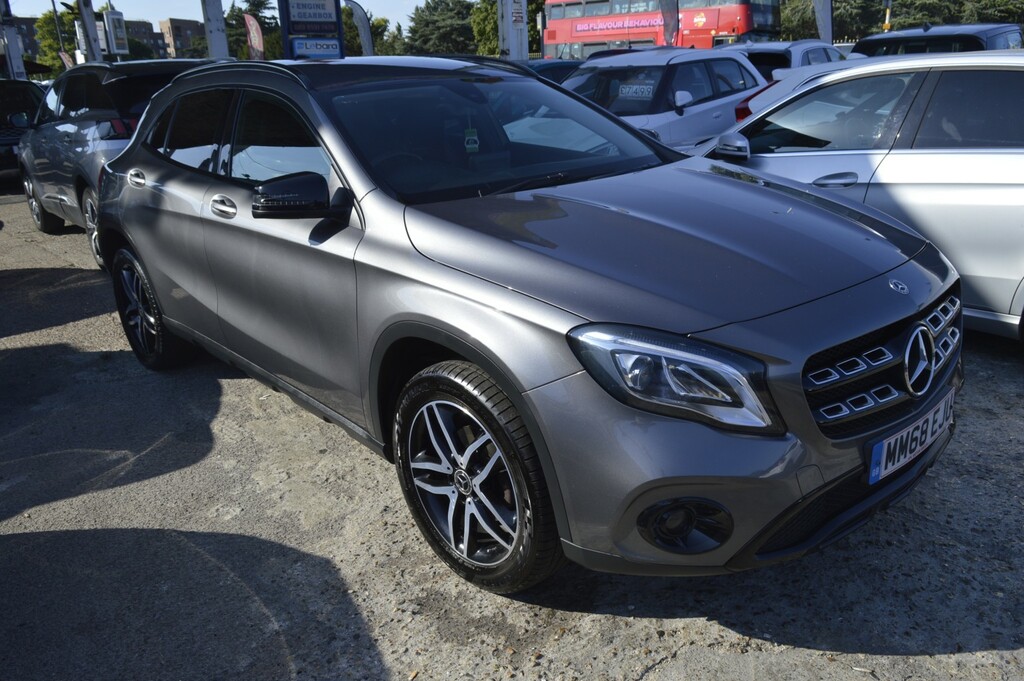 Mercedes-Benz GLA Class 1.6 Gla180 Urban Edition Grey