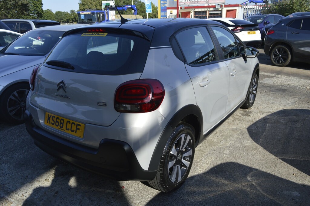 Citroen C3 Hatchback 1.2 Puretech Feel 2018 Beige #2