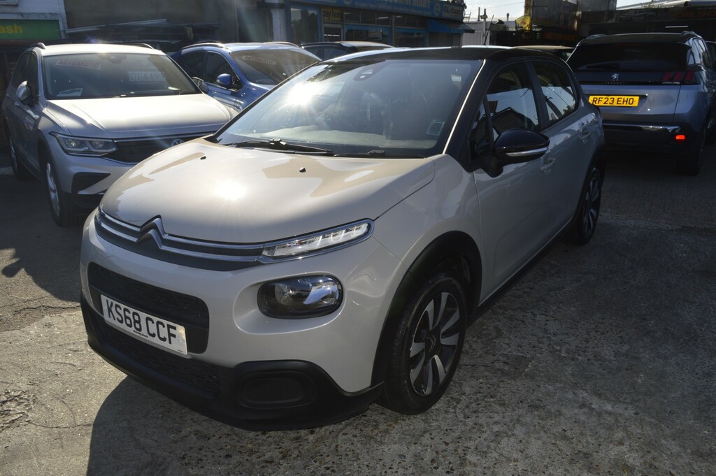 Citroen C3 Hatchback 1.2 Puretech Feel 2018 Beige #3