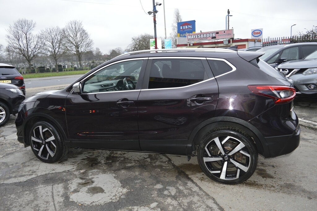 Nissan Qashqai 1.3 Dig-t Tekna Black #5