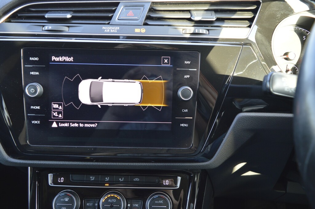 Volkswagen Touran Grey #20