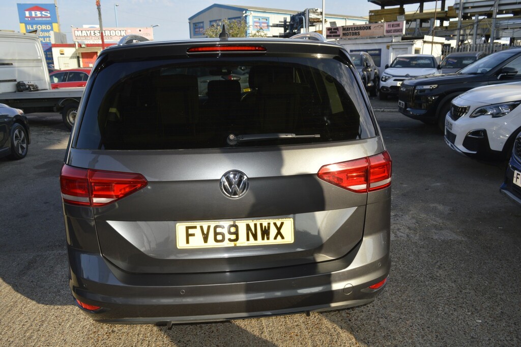 Volkswagen Touran Grey #8