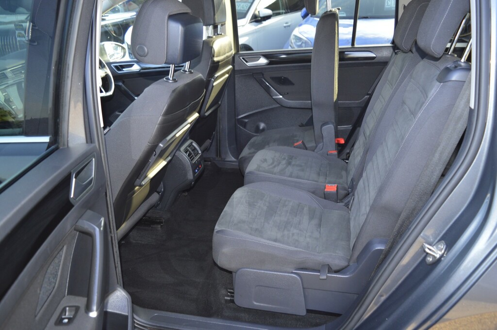 Volkswagen Touran Grey #11