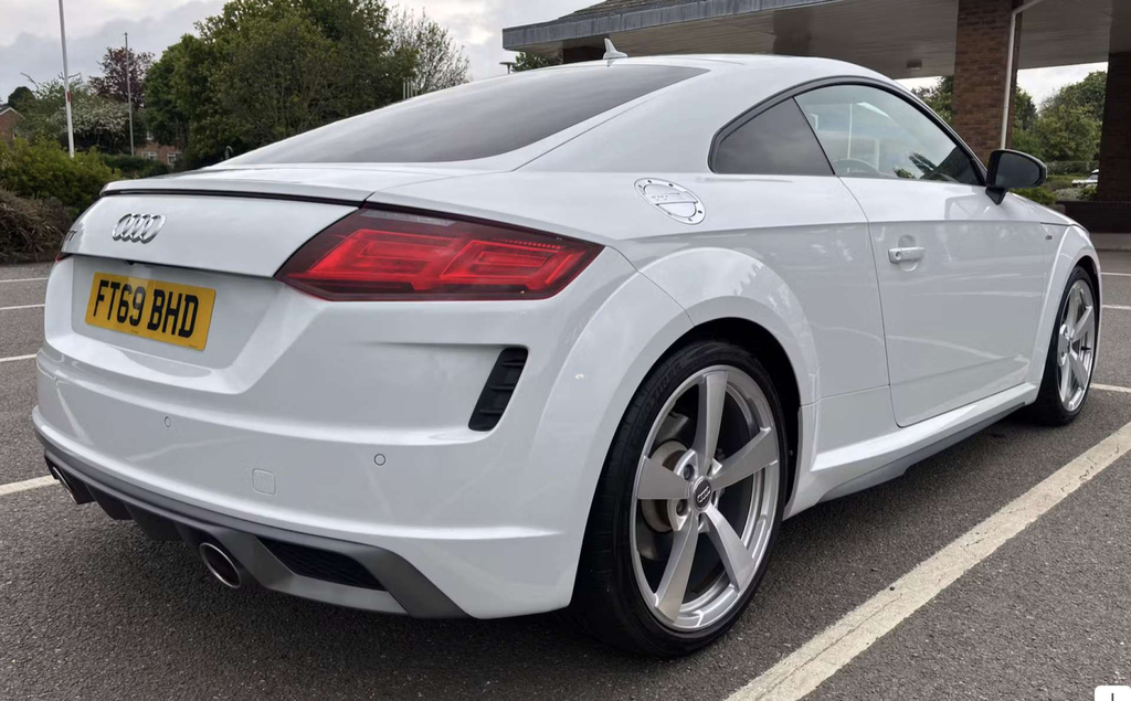 Audi TT Coupe White #5