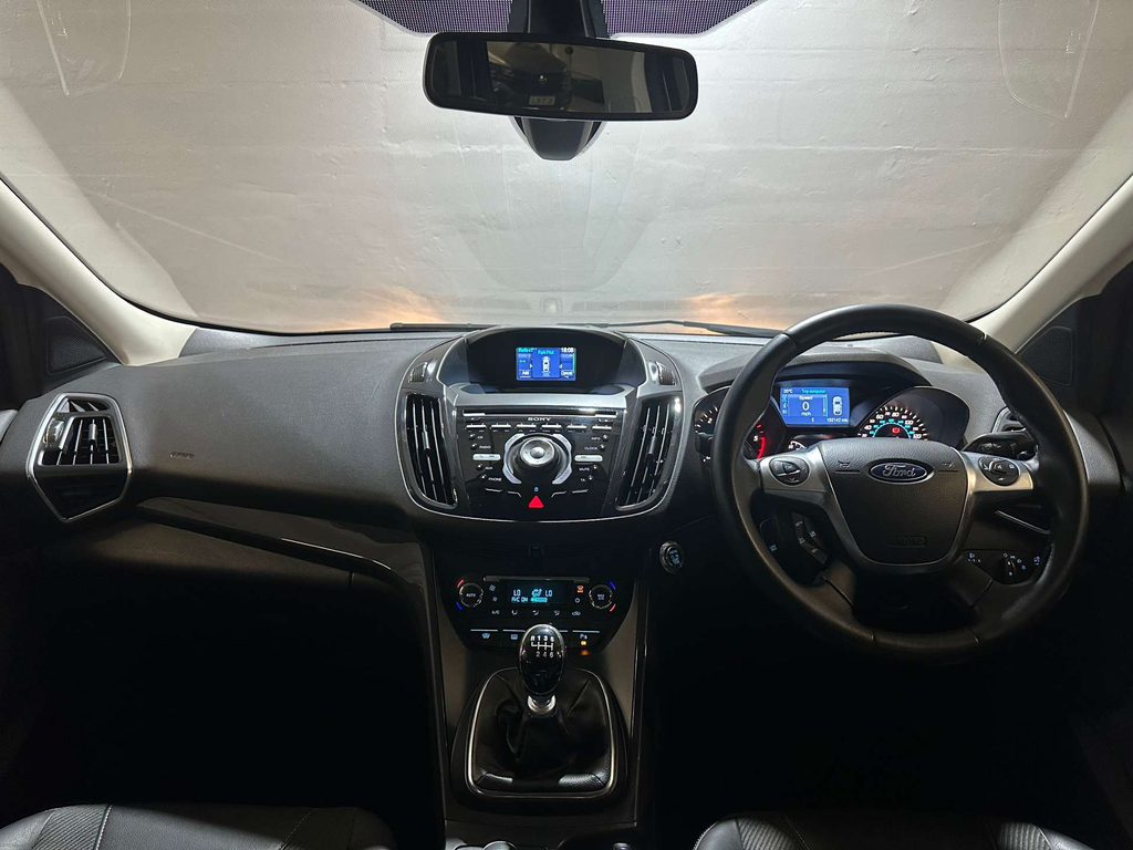 Ford Kuga Titanium 4X2 Tdci White #3
