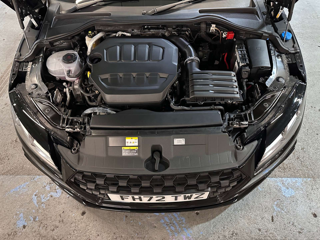 Audi TT 2023 2.0 Tfsi 40 Final Edition Coupe S White #34