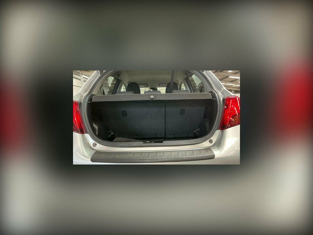 Toyota Yaris Vvt-i Design M-drive S Black #6