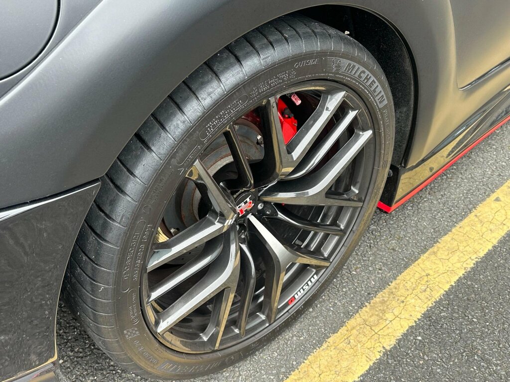 Nissan GT-R 3.8 V6 Black Edition 4Wd Euro 4 Grey #16