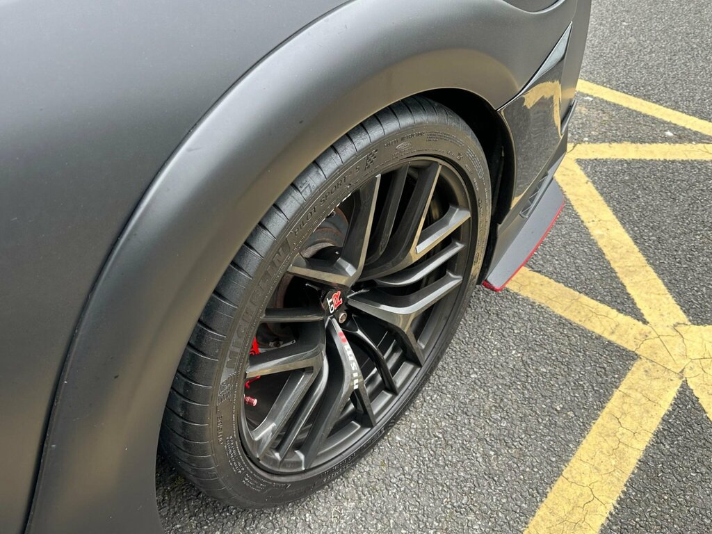 Nissan GT-R 3.8 V6 Black Edition 4Wd Euro 4 Grey #13