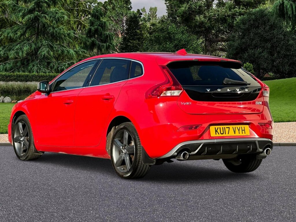Volvo V40 2.0 D2 R-design Nav Plus Euro 6 Ss Red #4