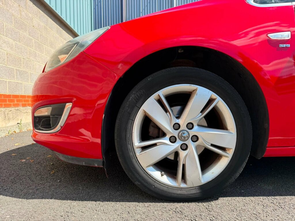 Vauxhall Astra 1.6I Tech Line Gt Euro 6 White #20