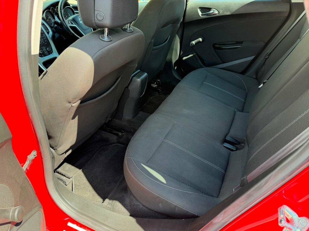 Vauxhall Astra 1.6I Tech Line Gt Euro 6 White #14