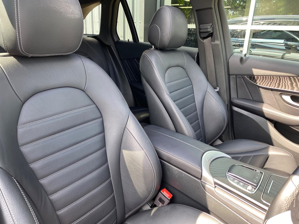 Mercedes-Benz GLC Class 2.0 H Mhev Amg Line Premium Plus G-tronic 4Mati  #4