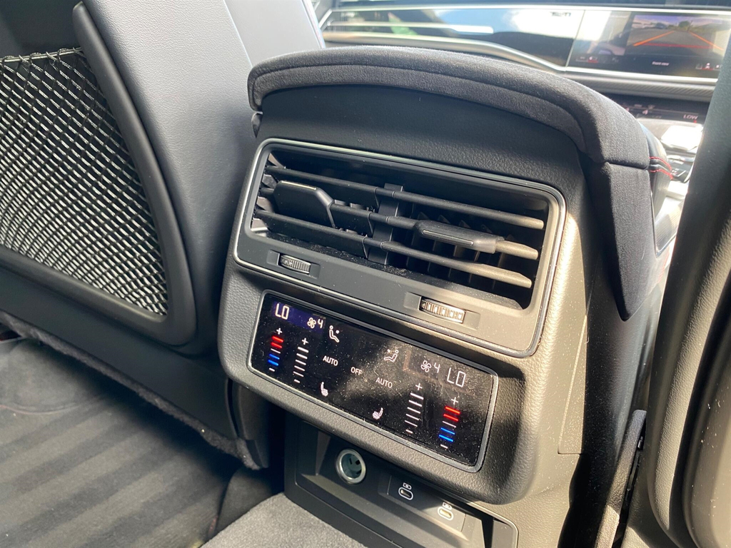 Audi RSQ8 Suv Black #26