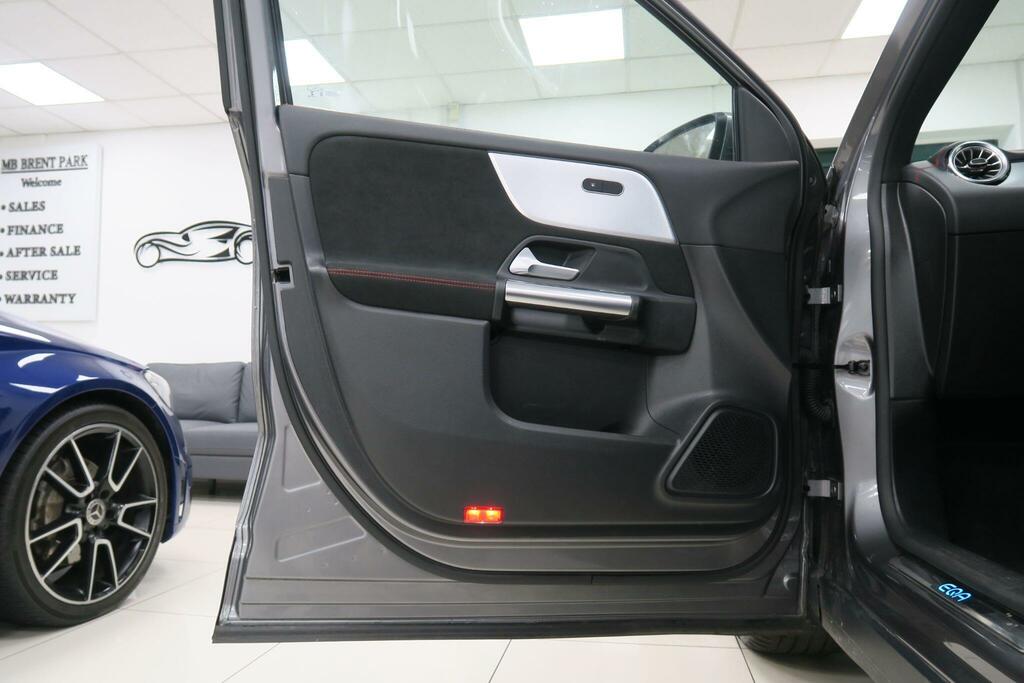 Mercedes-Benz EQA 2021 21 Eqa  #13